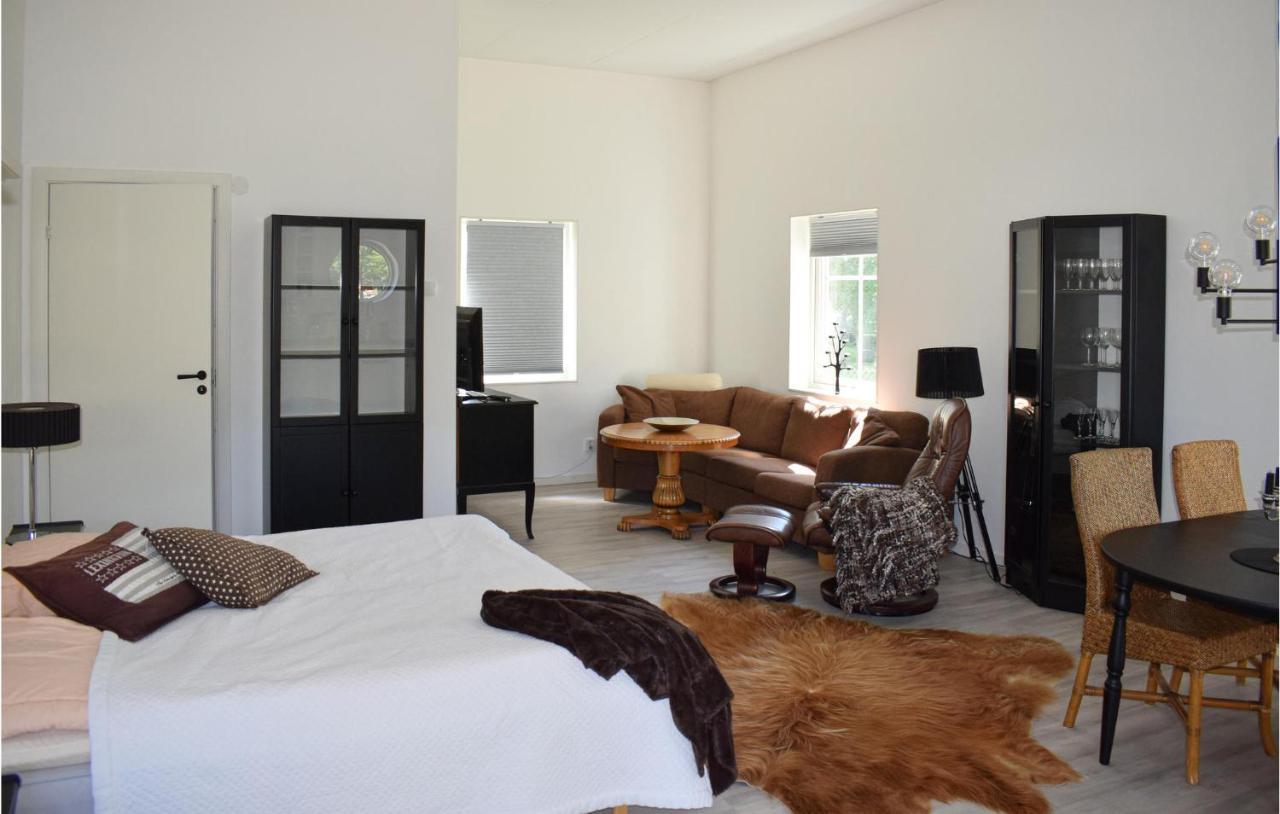 Beautiful Apartment In Lagan With House Sea View Экстерьер фото