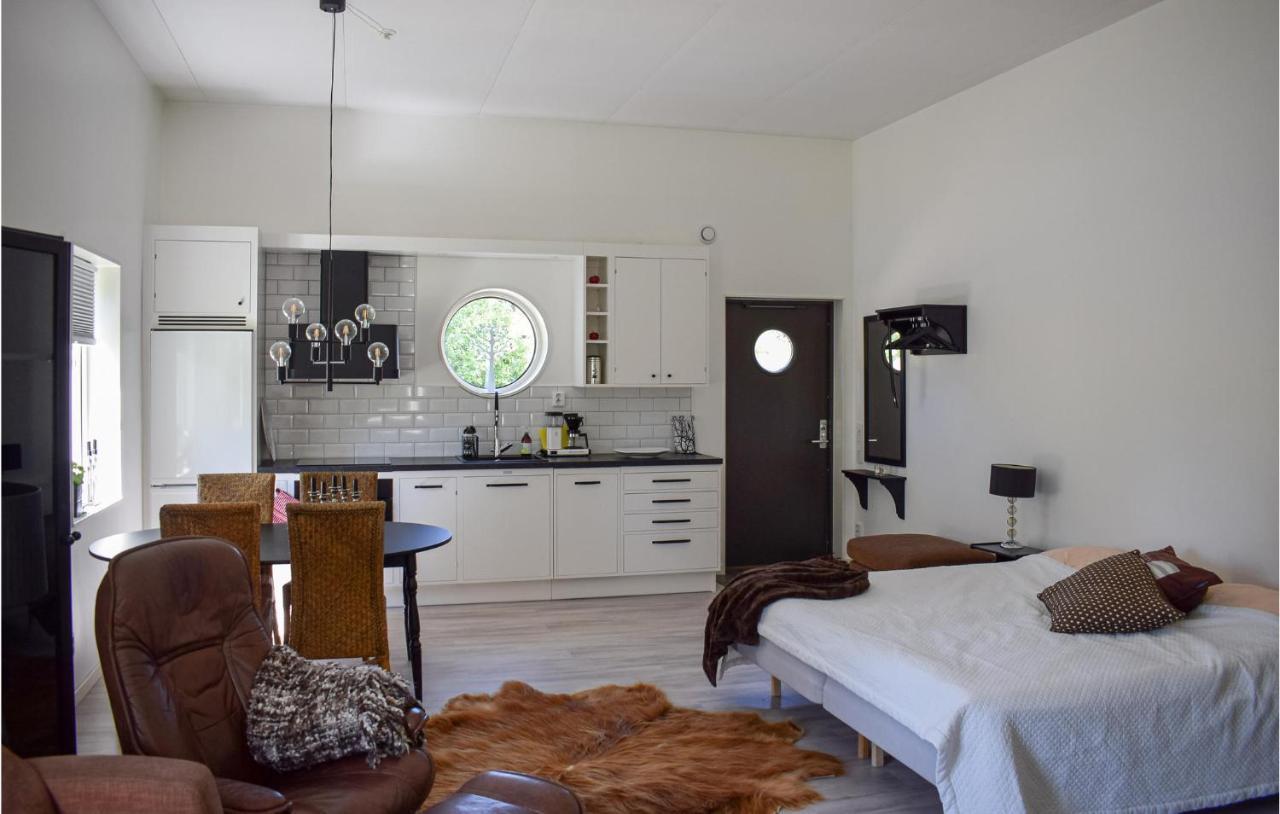 Beautiful Apartment In Lagan With House Sea View Экстерьер фото