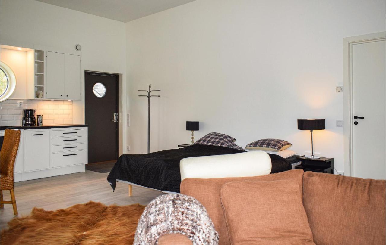 Beautiful Apartment In Lagan With House Sea View Экстерьер фото